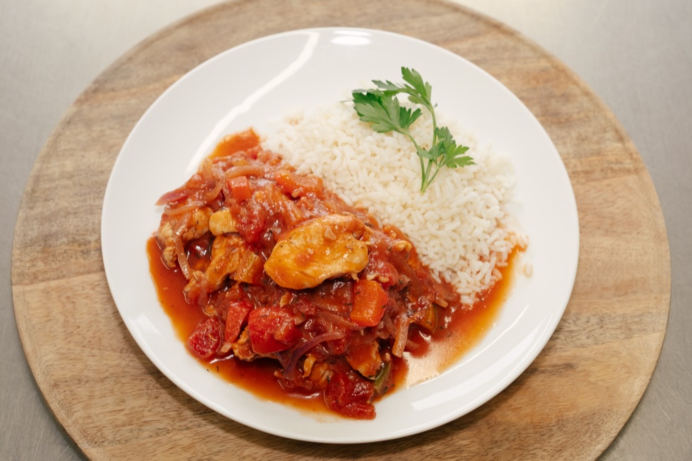 Poulet basquaise